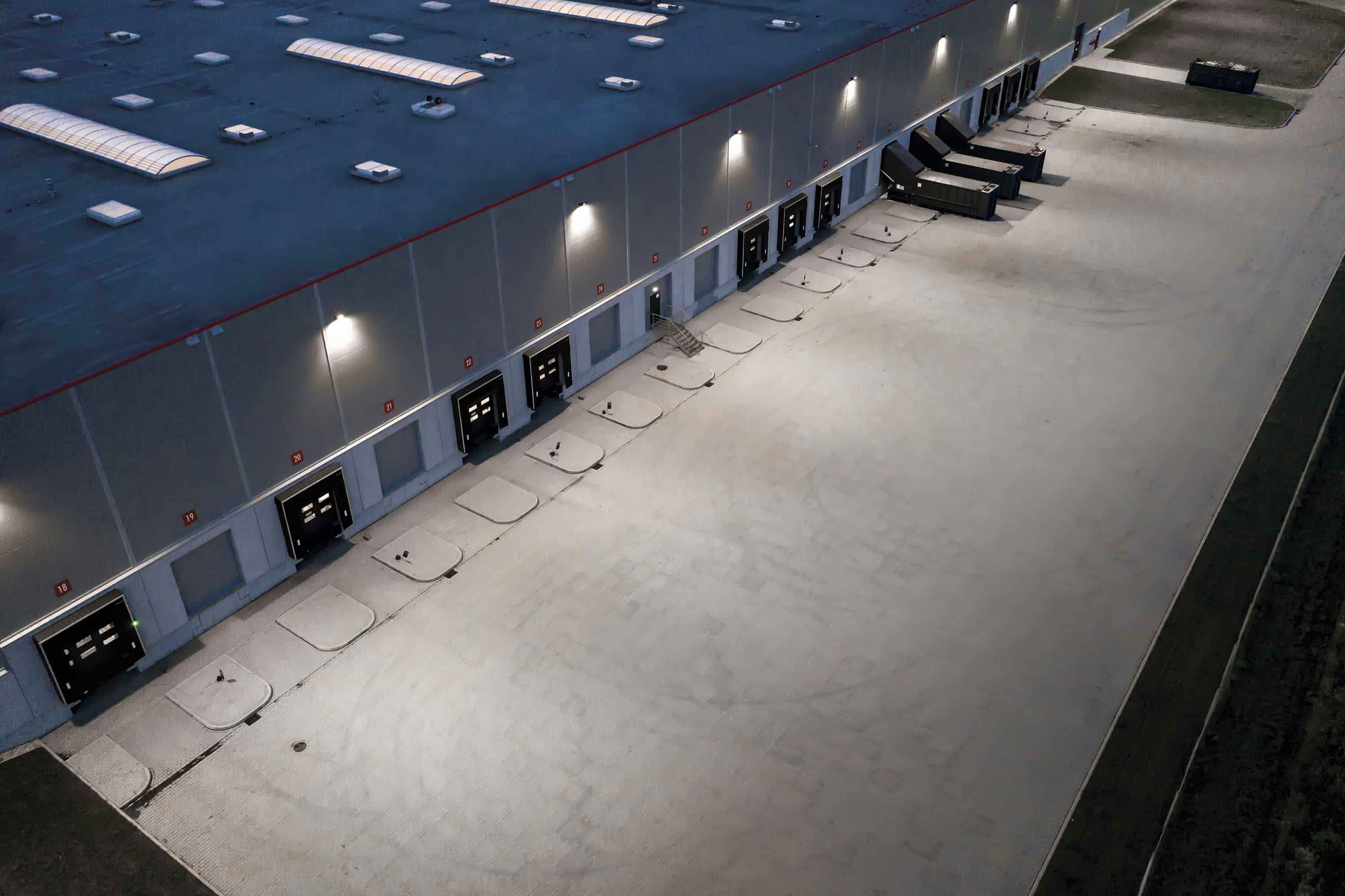 Commercial and residential LED floodlights designed with the installer